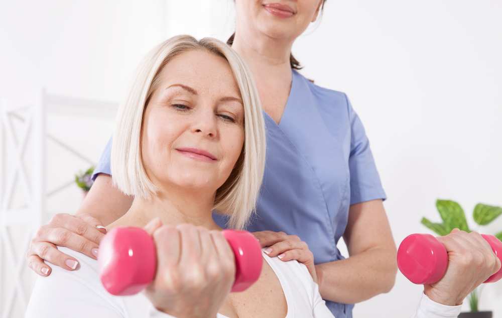 Metoda de tratament a articulațiilor bunicii - Exercițiu de tratament al artrozei comune